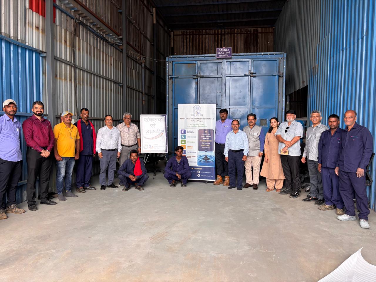 PRAWAAH team and Geeta Surface Coatings staff group photo, Sankalp se Unnati